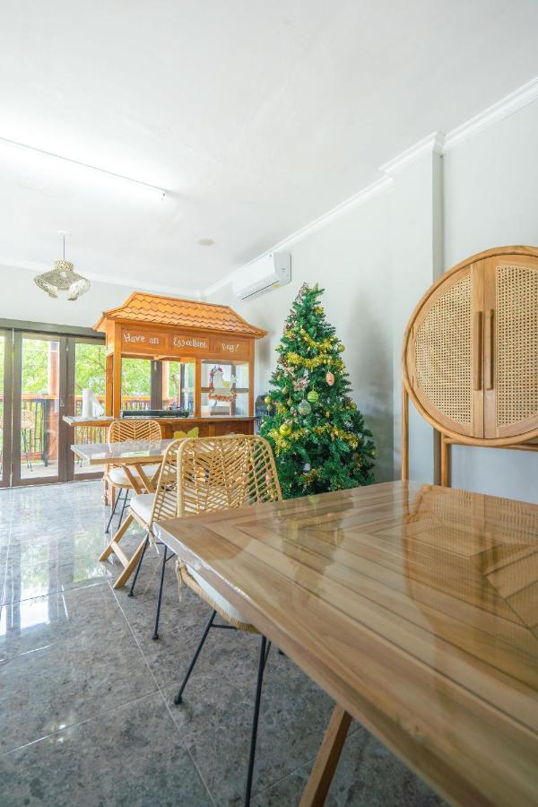 Lunar Dive Resort: Bamboo Villas Kubu Eksteriør billede