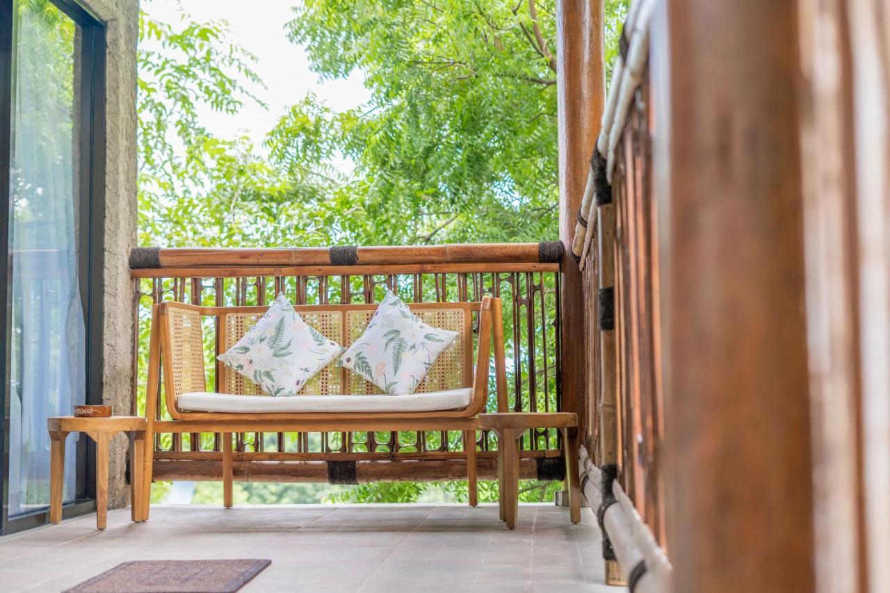 Lunar Dive Resort: Bamboo Villas Kubu Eksteriør billede
